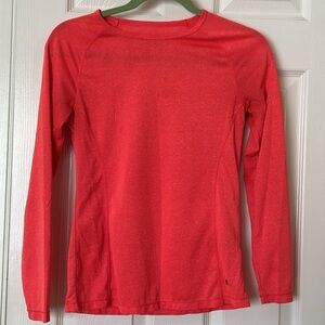 Layer 8 Performance Qwick-Dry Long Sleeve Woman's Active Shirt Size SMALL